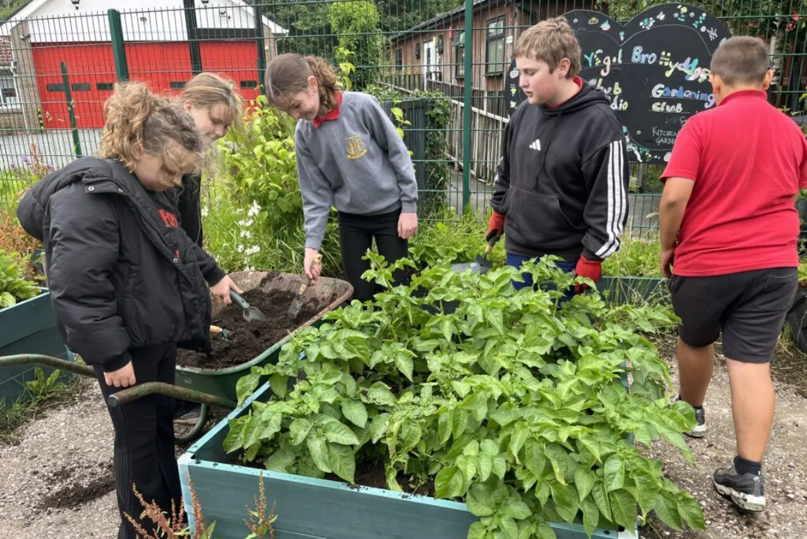 A Meeting of School Gardens, from Wales to Uganda